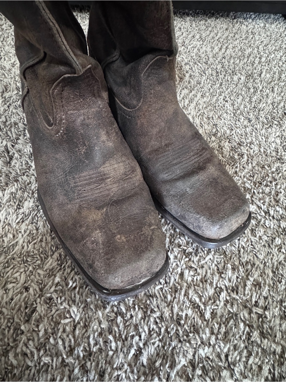 Ariat Men's Brown Suede Western Boots - Classic Cowboy Style